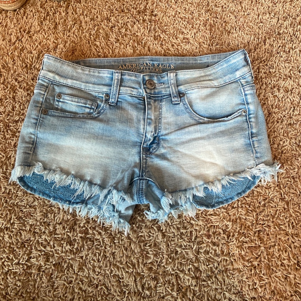 Size 6 super stretch jean shorts